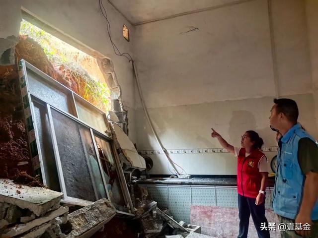 救灾一线壹基金联合救灾项目伙伴在行动新葡京娱乐场app十一假期他们忙碌在(图4)