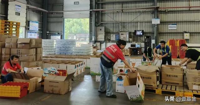 救灾一线壹基金联合救灾项目伙伴在行动新葡京娱乐场app十一假期他们忙碌在(图13)