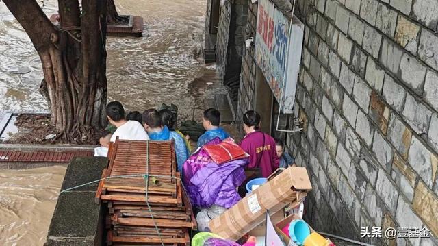 救灾一线壹基金联合救灾项目伙伴在行动新葡京娱乐场app十一假期他们忙碌在(图20)